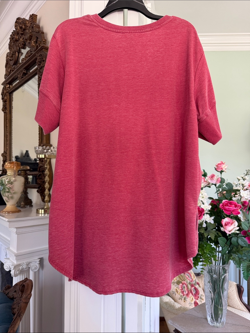Jane Delancey Raspberry V-Neck Short Sleeve Shirt, size 1X NWT - Picture 8 of 8